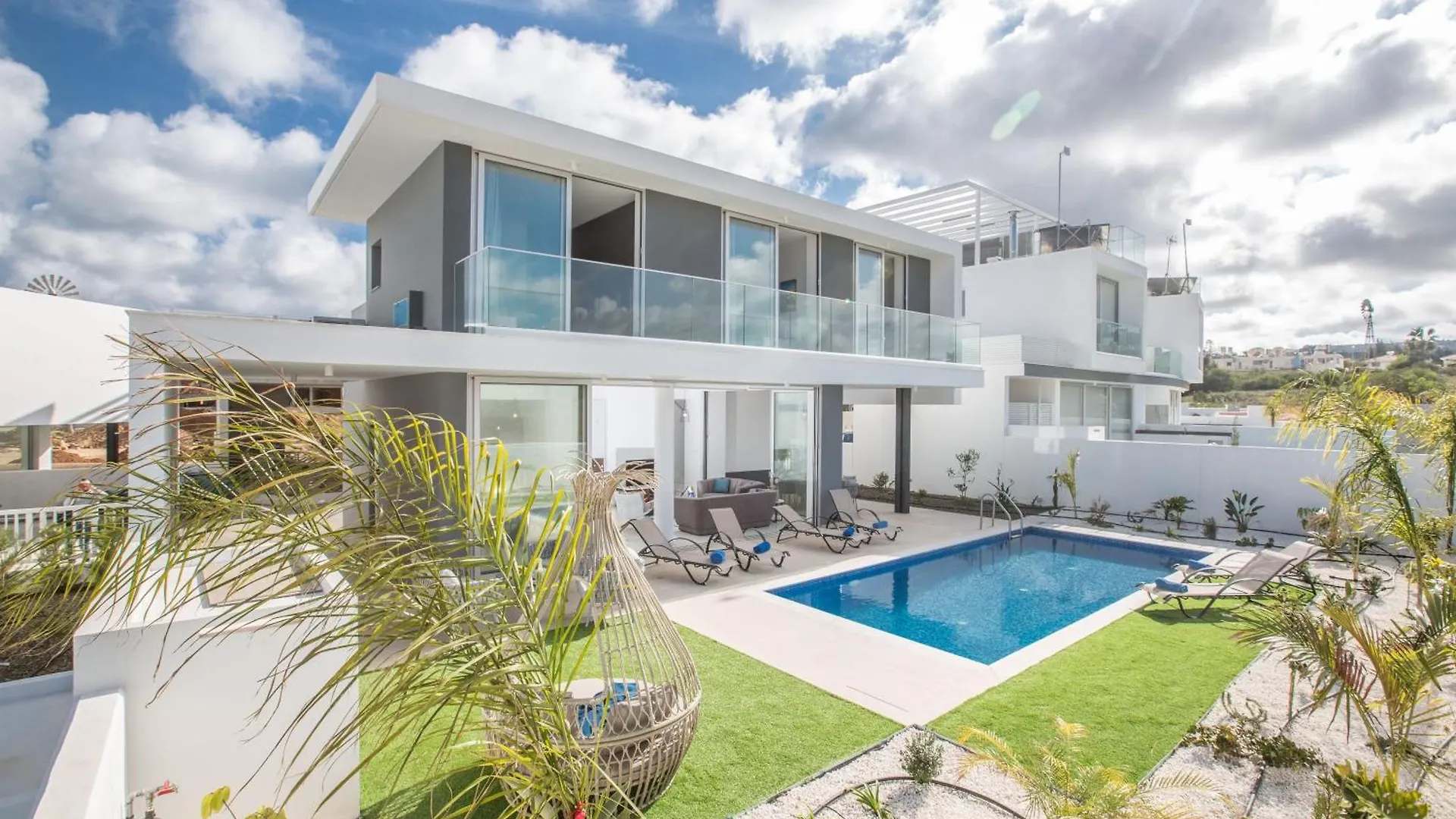 3 Schlafzimmer Villa Ol26 Mit Pool In Protaras