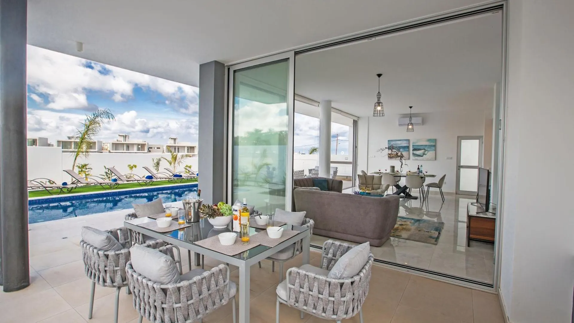 3 Schlafzimmer Villa Ol26 Mit Pool In Protaras